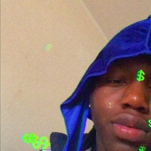 Meet your Posher, Devonte